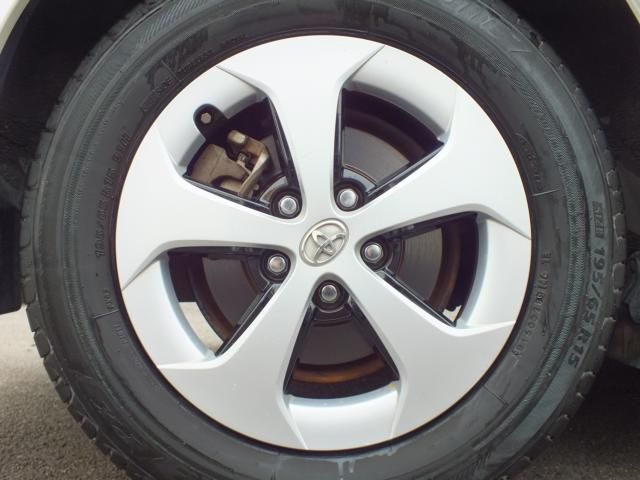 Toyota PRIUS 2013-09 6610-18