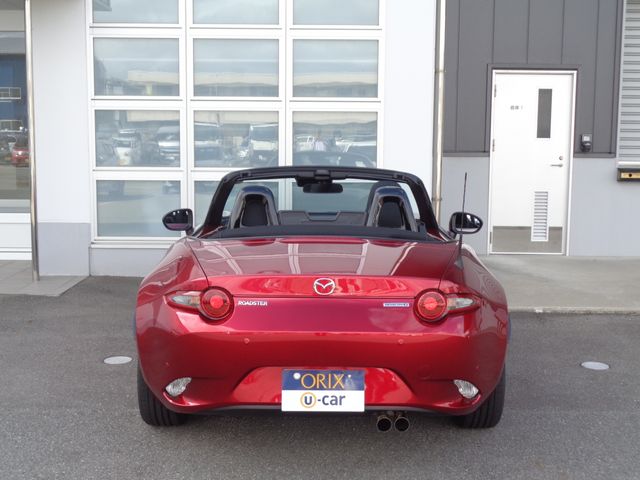 Mazda ROADSTER 2022-08 16596-28