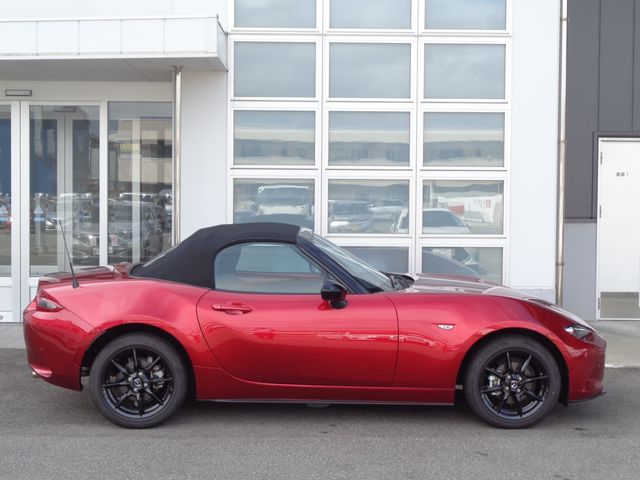 Mazda ROADSTER 2022-08 16596-26