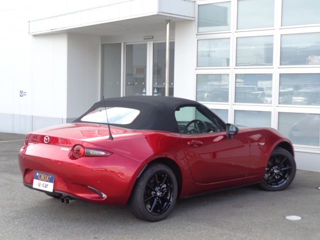 Mazda ROADSTER 2022-08 16596-2