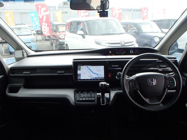 Honda e 2020-03 194751-2