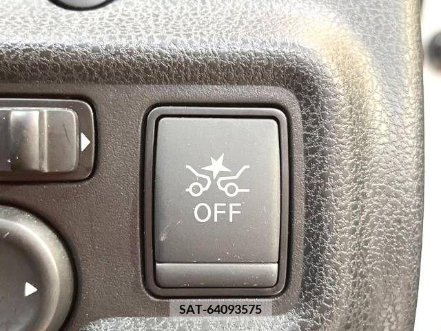 Nissan NOTE 2017-09 230033-5