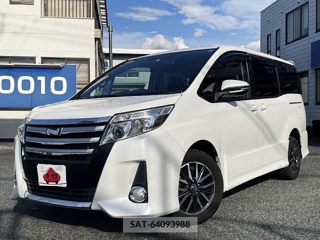 Toyota NOAH 2015-08 343348-0