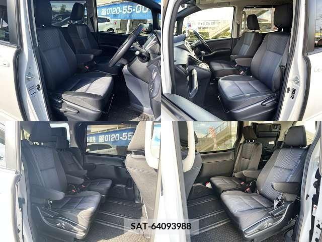 Toyota NOAH 2015-08 343348-4