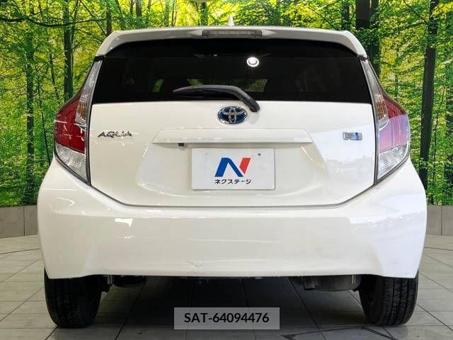 Toyota AQUA 2015-06 254949-17
