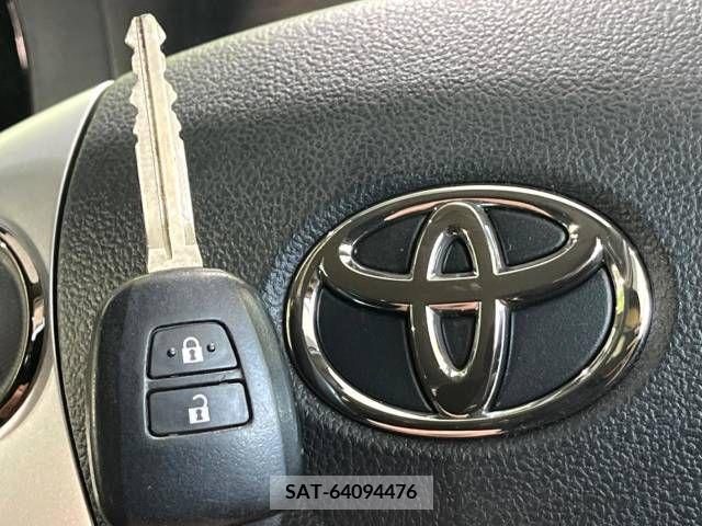 Toyota AQUA 2015-06 254949-6