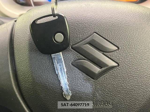 Suzuki ALTO 2019-01 339695-4