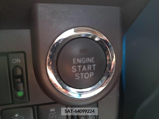 Toyota TANK 2019-06 352729-18