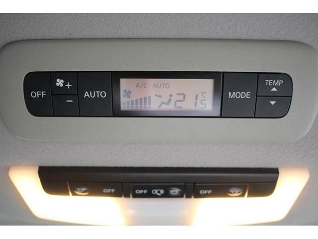 Nissan SERENA 2017-11 8223-5