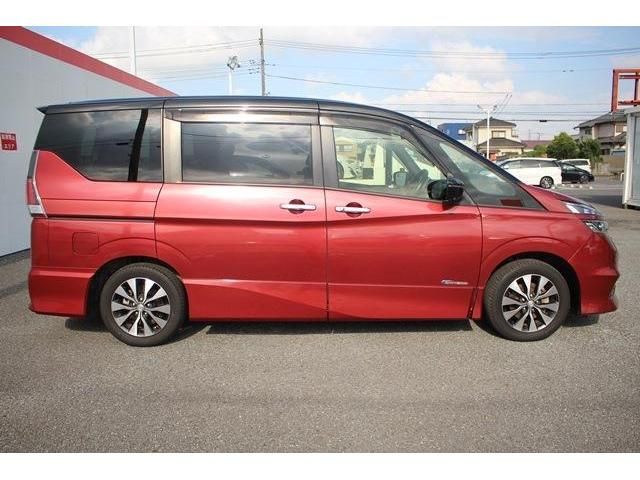 Nissan SERENA 2017-11 8223-10