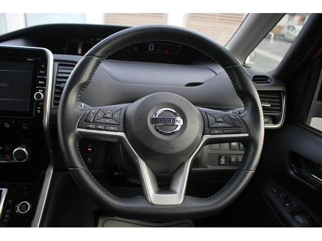 Nissan SERENA 2017-11 8223-16