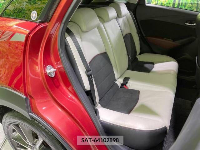 Mazda CX-3 2015-08 215736-9