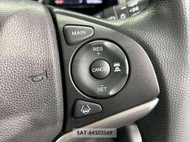 Honda FIT 2017-11 205493-3