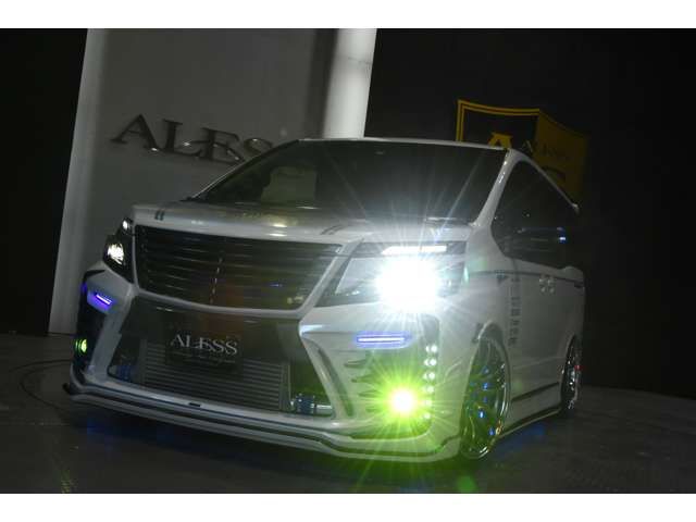 Toyota VOXY 2014-06 4180-5