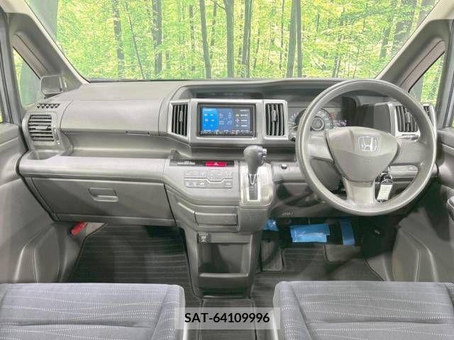 Honda STEP WGN 2010-04 379275-1