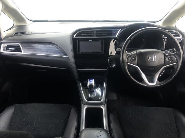 Honda SHUTTLE 2015-05 182436-1