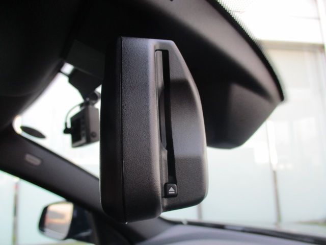 Bmw 2 SERIES 2021-08 3579-17