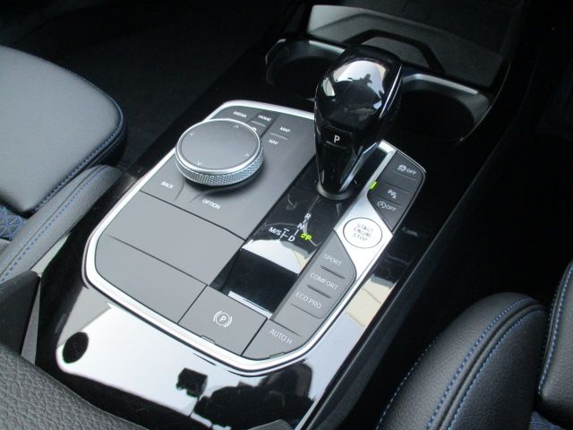 Bmw 2 SERIES 2021-08 3579-23