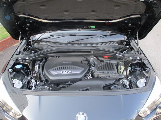 Bmw 2 SERIES 2021-08 3579-29