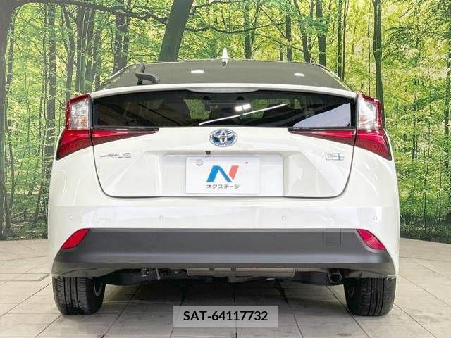 Toyota PRIUS 2019-03 322538-15