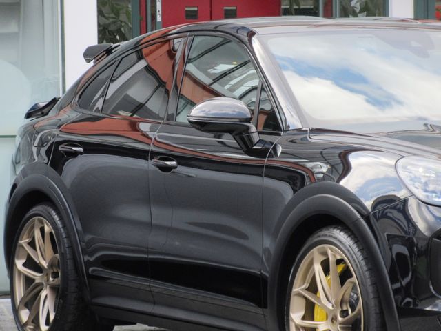 Porsche CAYENNE 2022-06 12037-7