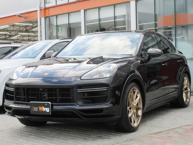 Porsche CAYENNE 2022-06 12037-0