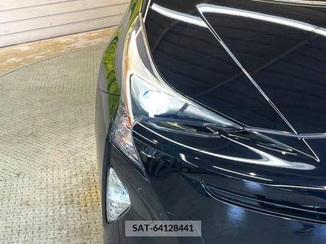 Toyota PRIUS 2016-07 393371-12