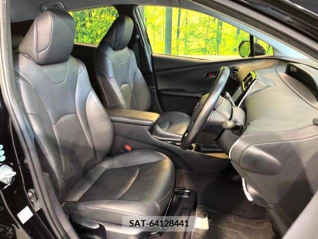 Toyota PRIUS 2016-07 393371-8