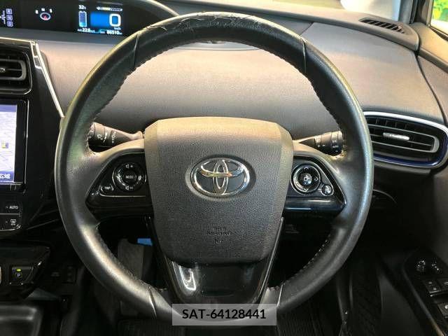Toyota PRIUS 2016-07 393371-11