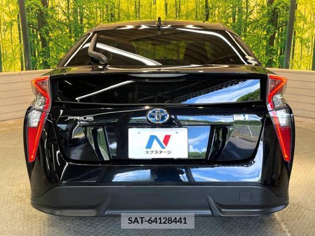 Toyota PRIUS 2016-07 393371-15