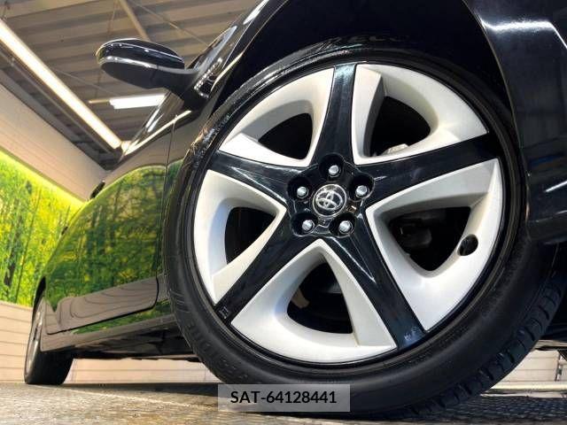 Toyota PRIUS 2016-07 393371-13