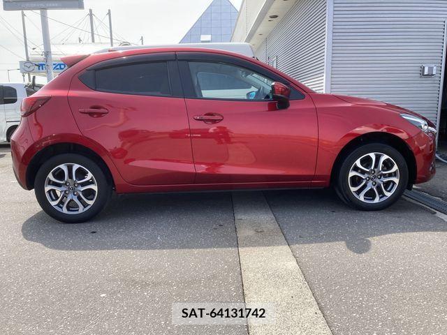 Mazda DEMIO 2019-04 268462-5