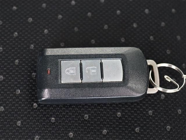 Mitsubishi I-MIEV 2010-09 187687-13