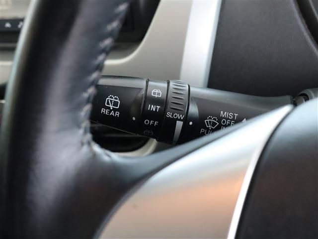 Mitsubishi I-MIEV 2010-09 187687-9