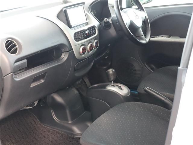 Mitsubishi I-MIEV 2010-09 187687-15