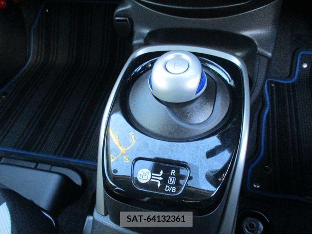 Nissan NOTE 2017-12 328544-10