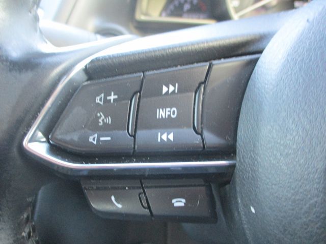 Mazda AXELA 2017-12 180780-16