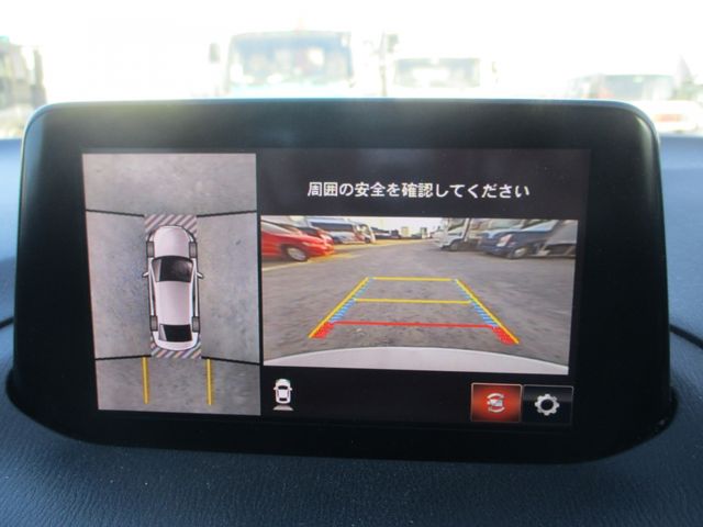 Mazda AXELA 2017-12 180780-22
