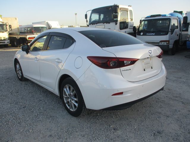 Mazda AXELA 2017-12 180780-1