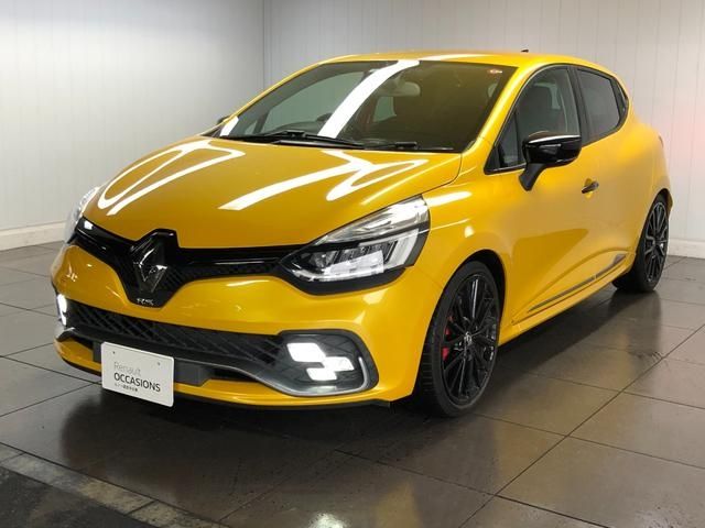 Renault LUTECIA 2020-03 17606-0