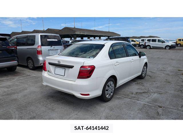 Toyota COROLLA AXIO 2017-06 328477-1