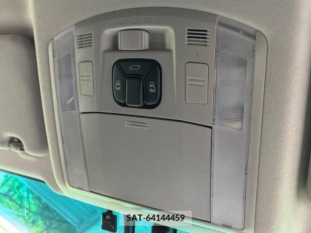 Toyota VELLFIRE 2012-12 219033-7
