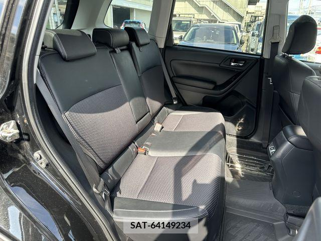 Subaru FORESTER 2018-03 360421-17