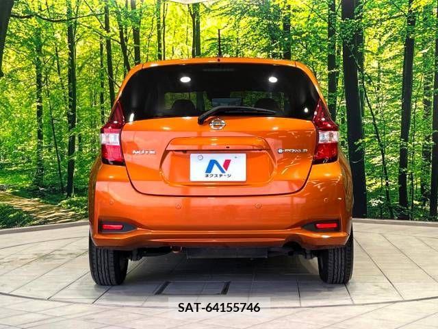 Nissan NOTE 2018-07 347883-15