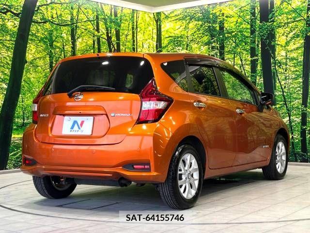 Nissan NOTE 2018-07 347883-17