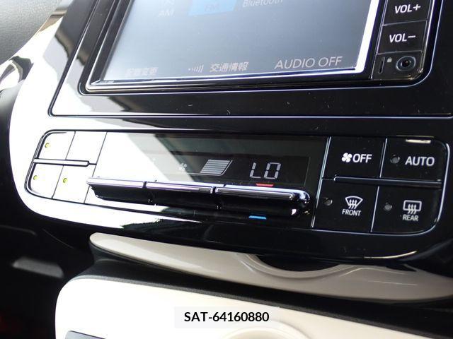 Toyota PRIUS 2019-01 322360-17