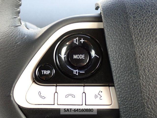 Toyota PRIUS 2019-01 322360-11