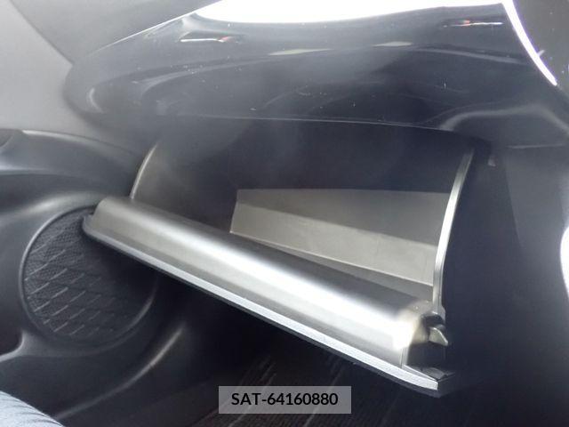 Toyota PRIUS 2019-01 322360-19