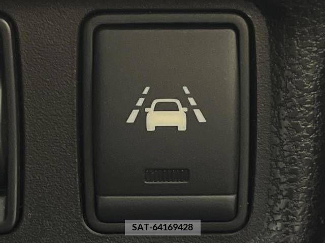 Nissan NOTE 2014-01 386145-7