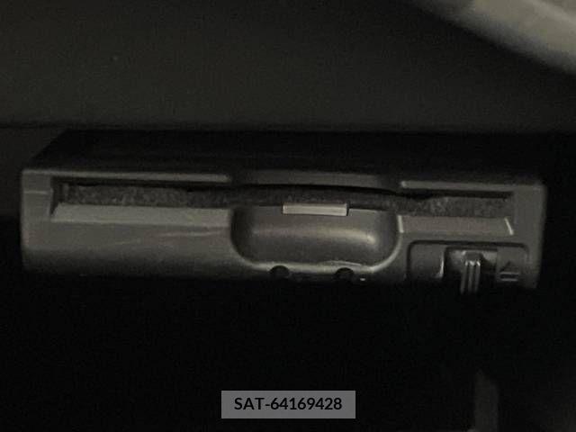 Nissan NOTE 2014-01 386145-6